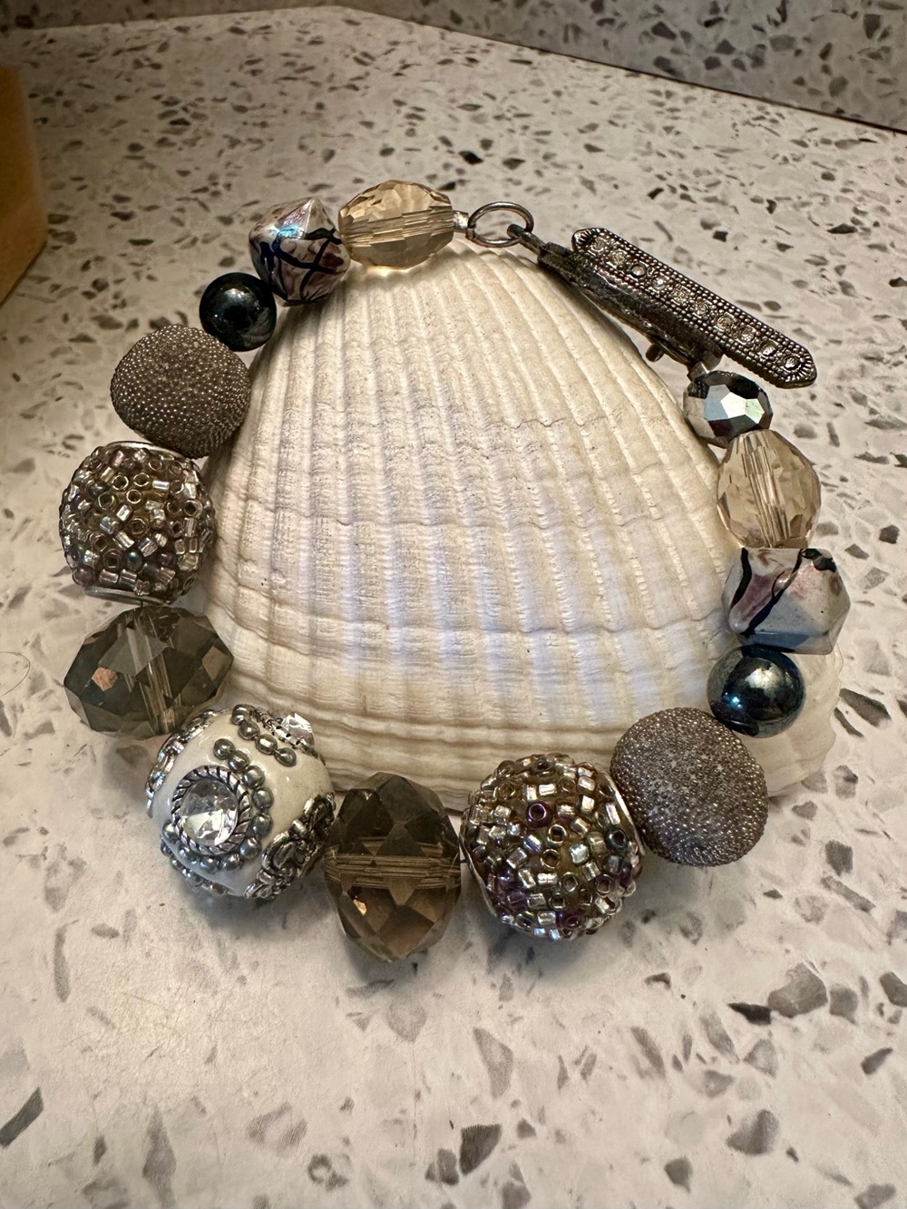 Gray and silver mixed large bead bracelet
